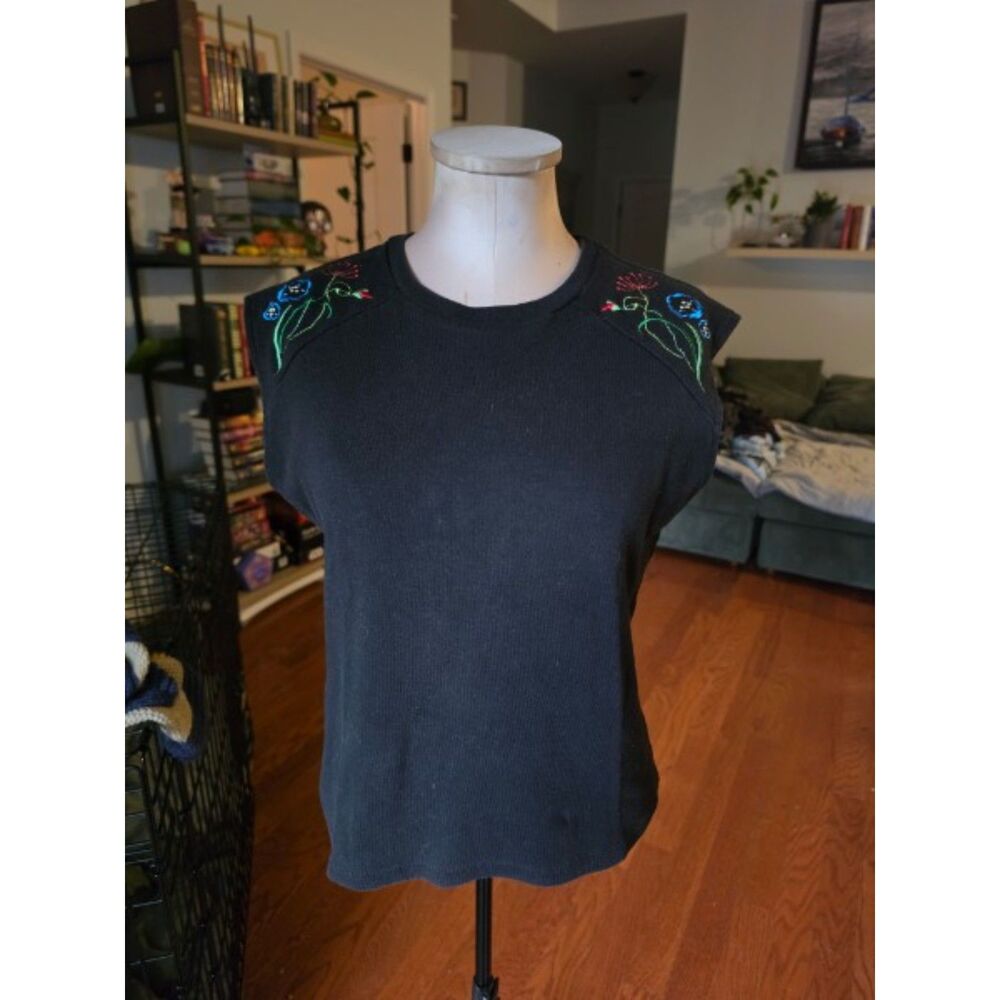 Vintage Valerie Stevens 100% Cotton Embroidered Sleeveless Knit Top - Size L